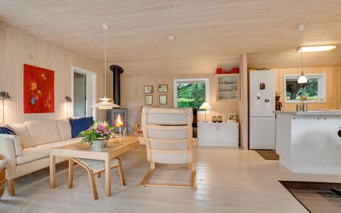 Delma - 750M from the Sea: Legna, Casa, Villetta, Casa, Tetto, Area Rurale, Raccordo, Log Cabin, Edifici Giardino, Latifoglie