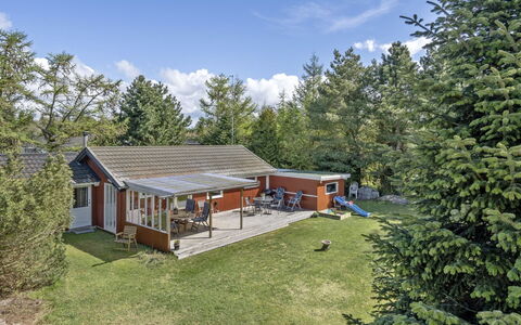 Delma - 750M from the Sea: Legna, Casa, Villetta, Casa, Tetto, Area Rurale, Raccordo, Log Cabin, Edifici Giardino, Latifoglie