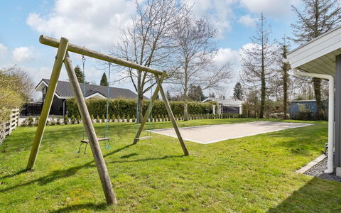 Justiina - 800M from the Sea: Legna, Casa, Villetta, Casa, Tetto, Area Rurale, Raccordo, Log Cabin, Edifici Giardino, Latifoglie