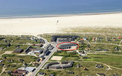 Else - 100M from the Sea