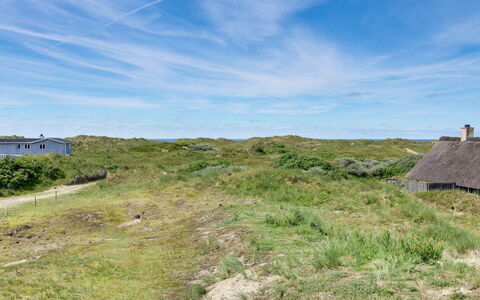 Benja - 200M from the Sea: Cielo, Blu, Erba, Verde, Pascolo, Vegetazione, Ecoregione, Comunita 'Impianto, Lotto