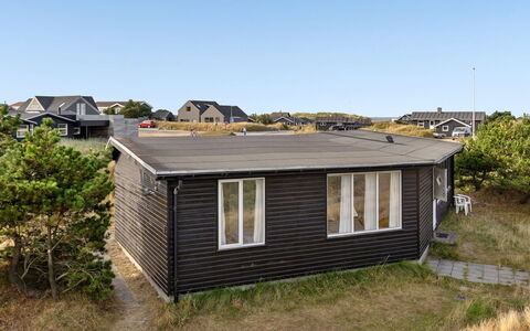 Jules - 300M from the Sea: Tetto, Lotto, Villetta, Casa, Area Rurale, Capannone, Raccordo, Edifici Giardino, Log Cabin, Capanna