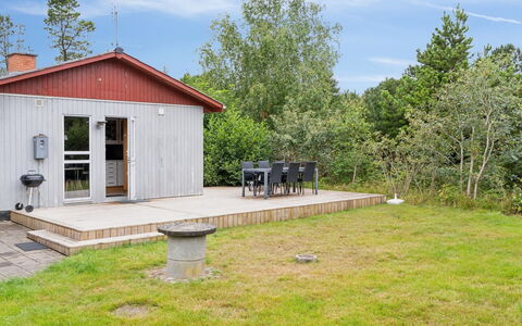 Lippi - 2.3Km from the Sea: 