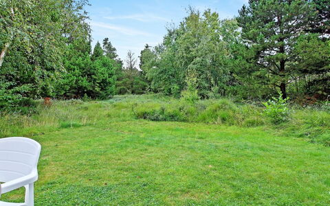 Heidie - 3.0Km from the Sea: Erba, Casa, Tetto, Casa, Villetta, Arbusto, Lotto, Area Rurale, Agriturismo, Groundcover