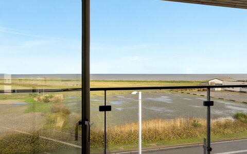 Pirkko - 100M from the Sea: Villetta, Capannone, Capanna, Agriturismo, Prateria, Baracca, Fienile, Log Cabin, Edifici Giardino