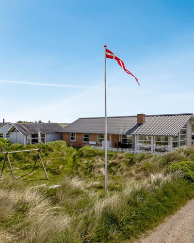 Gudmar - 500M from the Sea