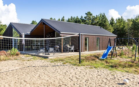 Heidi - 1Km from the Sea