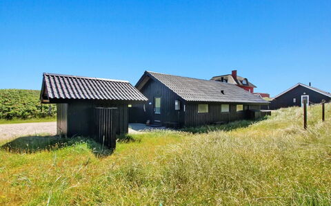 Auli - 200M from the Sea: Estate, Azienda Agricola