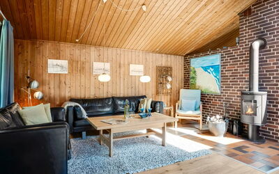 Etti - 1Km from the Sea