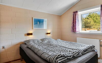 Etti - 1Km from the Sea