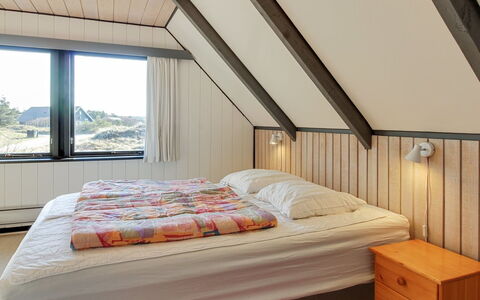 Pisana - 400M from the Sea: Letto, Camera Da Letto, Interior Design, Legna, Mobilia, Bedding, Lenzuolo, Soffitto, Pavimento, Pavimentazione