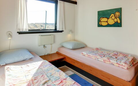 Pisana - 400M from the Sea: Camera Da Letto, Letto, Interior Design, Mobilia, Soffitto, Lenzuolo, Telaio Del Letto, Bedding, Casa, Pavimento