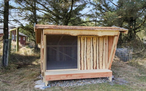 Anisette - 1Km from the Sea: Tetto, Lotto, Villetta, Casa, Area Rurale, Capannone, Raccordo, Edifici Giardino, Log Cabin, Capanna