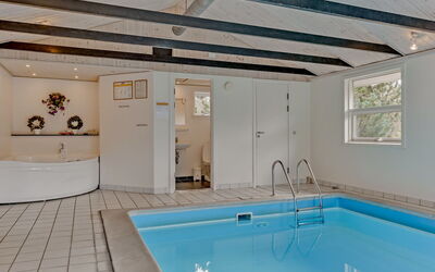 aaro - 1.5km From The Sea