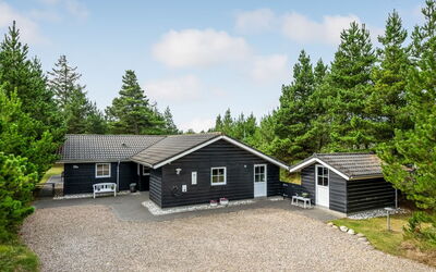 Tule - 1.2Km from the Sea