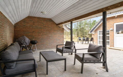 Lumi - 800M from the Sea: Estate, Azienda Agricola
