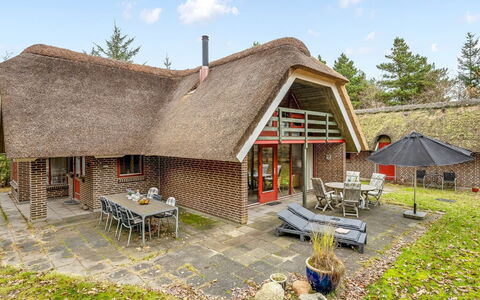 Alfons - 600M from the Sea: Estate, Shade, Driveway, Agriturismo