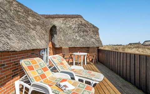 Slava - 250M from the Sea: Tetto, Lotto, Villetta, Casa, Area Rurale, Capannone, Raccordo, Edifici Giardino, Log Cabin, Capanna