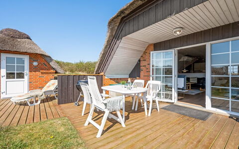 Slava - 250M from the Sea: Tetto, Lotto, Villetta, Casa, Area Rurale, Capannone, Raccordo, Edifici Giardino, Log Cabin, Capanna