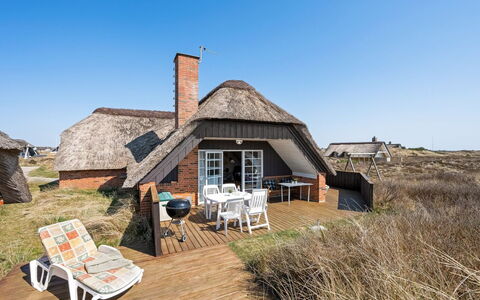Slava - 250M from the Sea: Tetto, Lotto, Villetta, Casa, Area Rurale, Capannone, Raccordo, Edifici Giardino, Log Cabin, Capanna