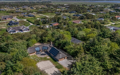 Laetitita - from the Sea: Tetto, Casa, Zona Residenziale, Paesaggio, Casa, Lotto, Plain, Area Rurale, Villetta, Estate