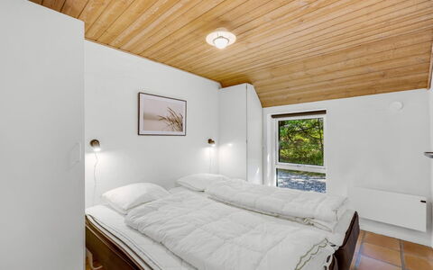 Laetitita - from the Sea: Soffitto, Villetta, Camera Da Letto, Letto, Telaio Del Letto, Latifoglie, Bedding, Dipingere, Hotel, Lenzuolo