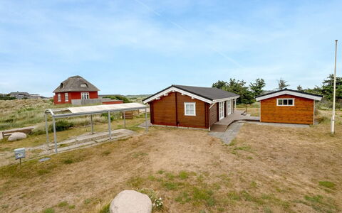 Herfrid - 600M from the Sea: Erba, Casa, Tetto, Casa, Villetta, Arbusto, Lotto, Area Rurale, Agriturismo, Groundcover