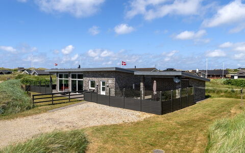 Synthia - 300M from the Sea: Estate, Azienda Agricola