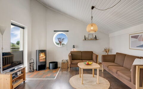 Jænis - from the Sea: Pavimentazione, Legna, Mobilia, Interior Design, Soffitto, Pavimento, Soggiorno, Divano, Camera, Illuminazione