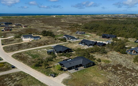 Brunkil - 500M from the Sea: Casa, Tetto, Casa, Villetta, Capannone, Edifici Giardino, Raccordo, Cortile, Log Cabin, Capanna