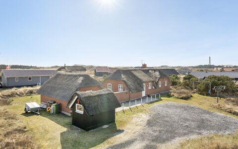 Lavina - 950M from the Sea: Casa, Tetto, Casa, Villetta, Capannone, Edifici Giardino, Raccordo, Cortile, Log Cabin, Capanna