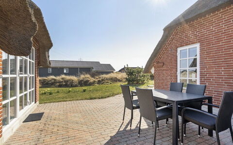 Lavina - 950M from the Sea: Casa, Tetto, Casa, Villetta, Capannone, Edifici Giardino, Raccordo, Cortile, Log Cabin, Capanna