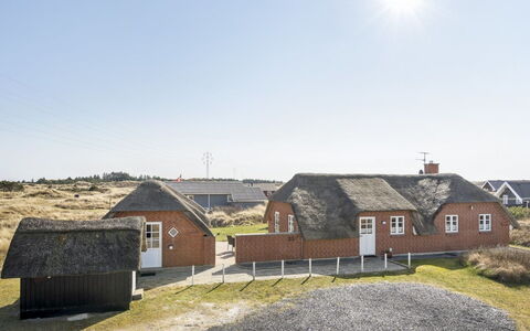 Lavina - 950M from the Sea: Casa, Tetto, Casa, Villetta, Capannone, Edifici Giardino, Raccordo, Cortile, Log Cabin, Capanna