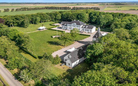 Eini - 4.5Km from the Sea: Zona Residenziale, Casa, Casa, Plain, Estate, Paesaggio, Tetto, Visione Globale, Dimora, Lotto