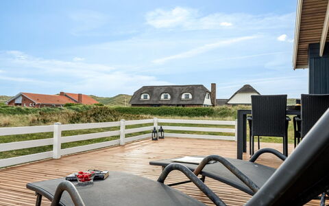 Filip - 100M from the Sea: Villetta, Capannone, Capanna, Agriturismo, Prateria, Baracca, Fienile, Log Cabin, Edifici Giardino