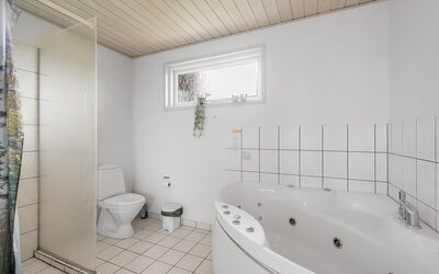 Erland - 500M from the Sea