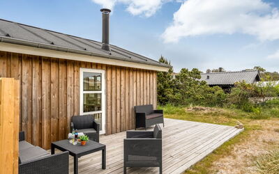 Gyrial - 950M from the Sea