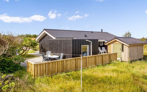Mauri - 350M from the Sea: Costruzione, Legna, Tetto, Casa, Casa, Villetta, Architettura, Lotto, Raccordo, Area Rurale