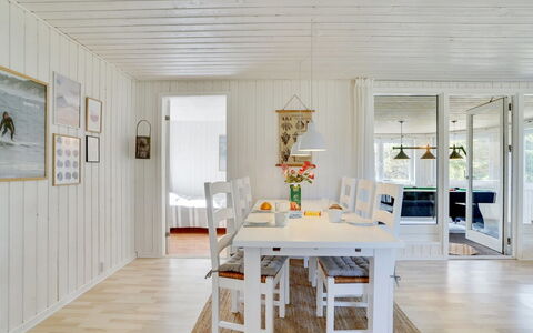 Styrmer - 1.2Km from the Sea: Casa, Casa, Porta, Tetto, Villetta, Estate, Giardino, Shade, Raccordo, Cortile