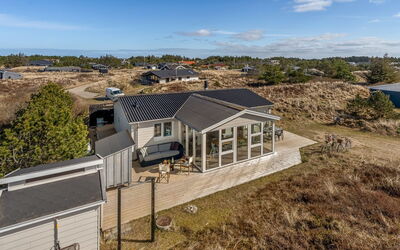 Avelin - 800M from the Sea