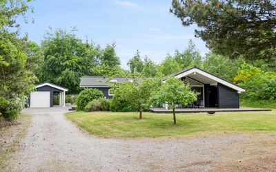 Hunlef - 400M from the Sea