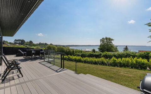 Jadara - 200M from the Sea: Tetto, Casa, Casa, Villetta, Raccordo, Estate, Driveway, Edifici Giardino, Cortile, Capannone