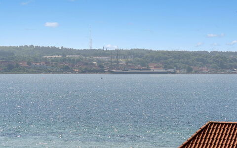 Jadara - 200M from the Sea: Tetto, Casa, Casa, Villetta, Raccordo, Estate, Driveway, Edifici Giardino, Cortile, Capannone