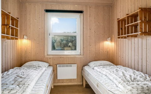 Ludviga - 400M from the Sea: Legna, Camera Da Letto, Letto, Pavimento, Soffitto, Pavimentazione, Interior Design, Bedding, Lenzuolo, Telaio Del Letto