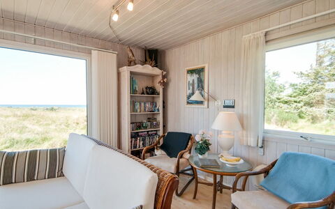 Diuri - 400M from the Sea: Mobilia, Legna, Interior Design, Soffitto, Pavimento, Casa, Camera, Sedia, Soggiorno, Latifoglie