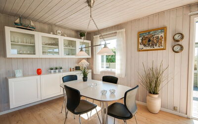 Diuri - 400M from the Sea