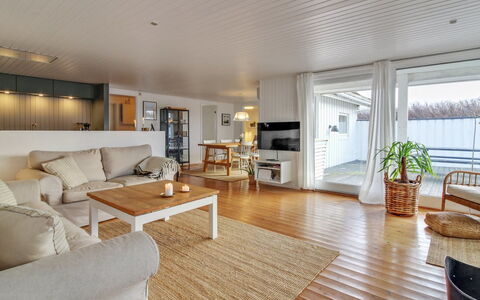 Rutha - 45M from the Sea