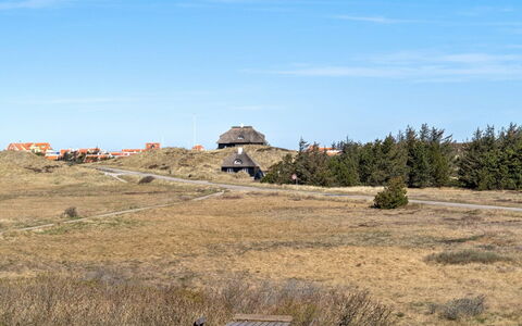 Aline - 1Km from the Sea: Cielo, Ecoregione, Paesaggio, Plain, Lotto, Steppa, Prateria, Pendenza, Capanna, Shrubland