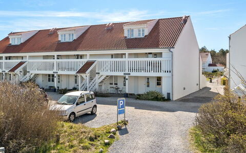 Aline - 1Km from the Sea: Estate, Driveway, Balcone