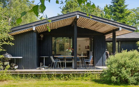 Lasse - 1.5Km from the Sea: Legna, Casa, Villetta, Casa, Tetto, Area Rurale, Raccordo, Log Cabin, Edifici Giardino, Latifoglie
